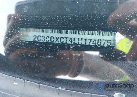 2020 Dodge Charger R/T Rwd z USA, uszkodzony, nr VIN 2C3CDXCT4LH174075